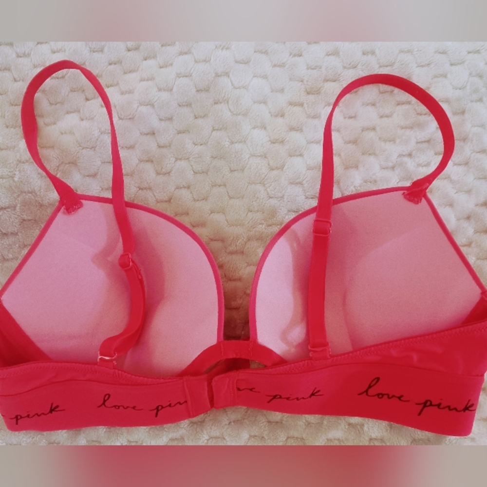 Victoria's Secret PINK 34B Wear Everywhere Push Up Bra Red
